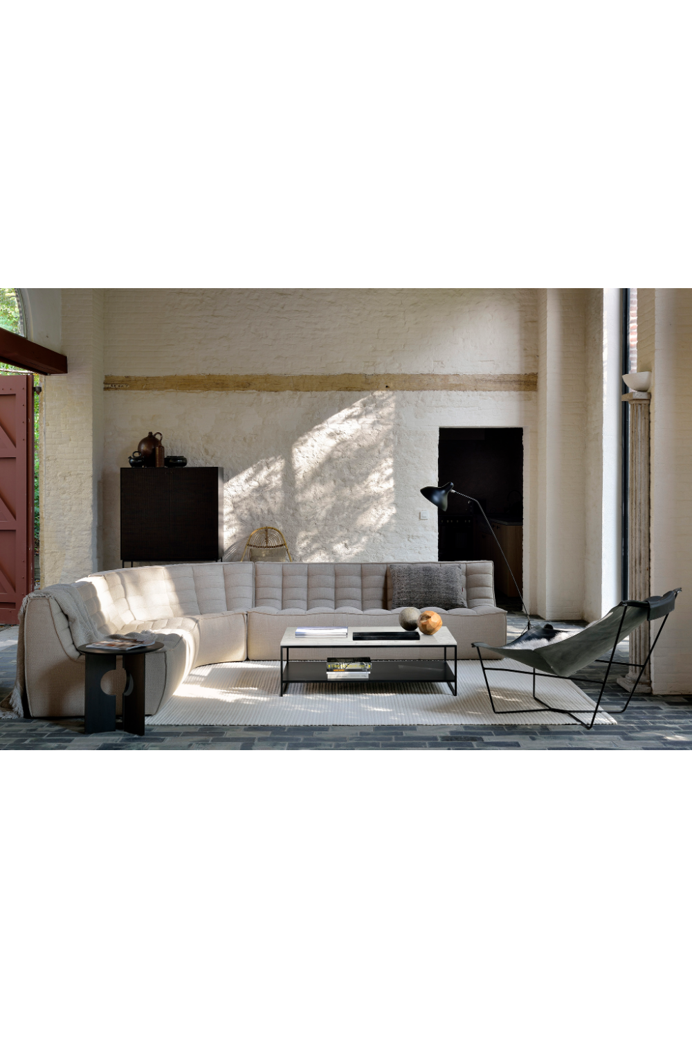   Curved Upholstered Sofa | Oroa.com