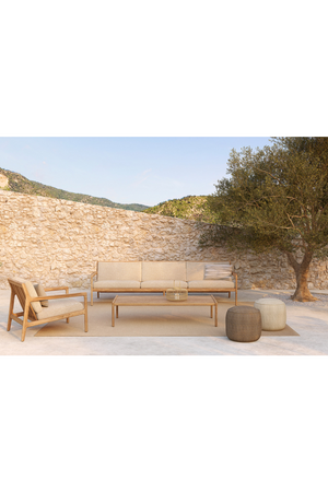   Traditional Brown Flat-Weaved Indoor/Outdoor Rug | Oroa.com