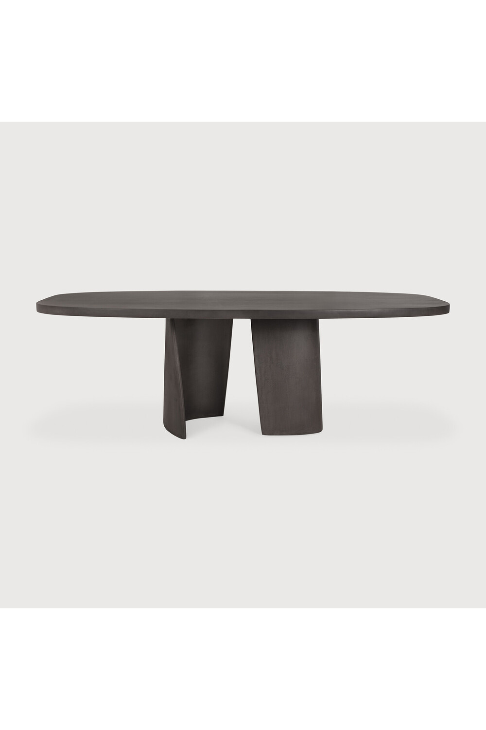   Round Concrete Outdoor Dining Table | Oroa.com