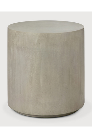   Round Concrete Outdoor Side Table | Oroa.com