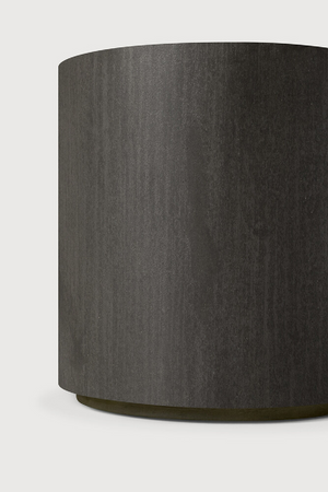   Round Concrete Outdoor Side Table | Oroa.com