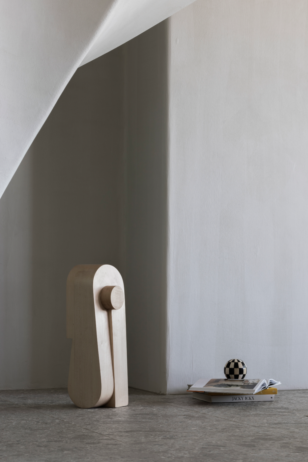   Curved Decorative Object | Oroa.com