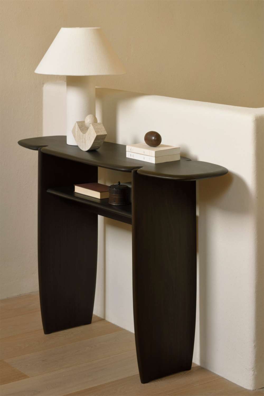   Brown Mahogany Console | Oroa.com