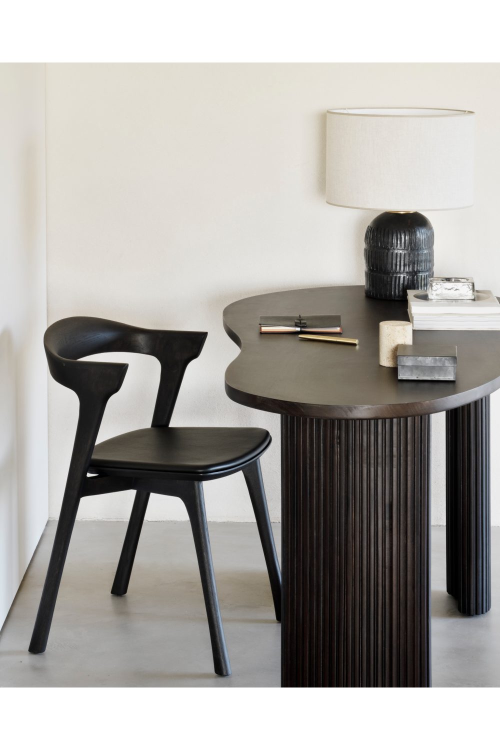   Dark Brown Mahogany Desk | Oroa.com