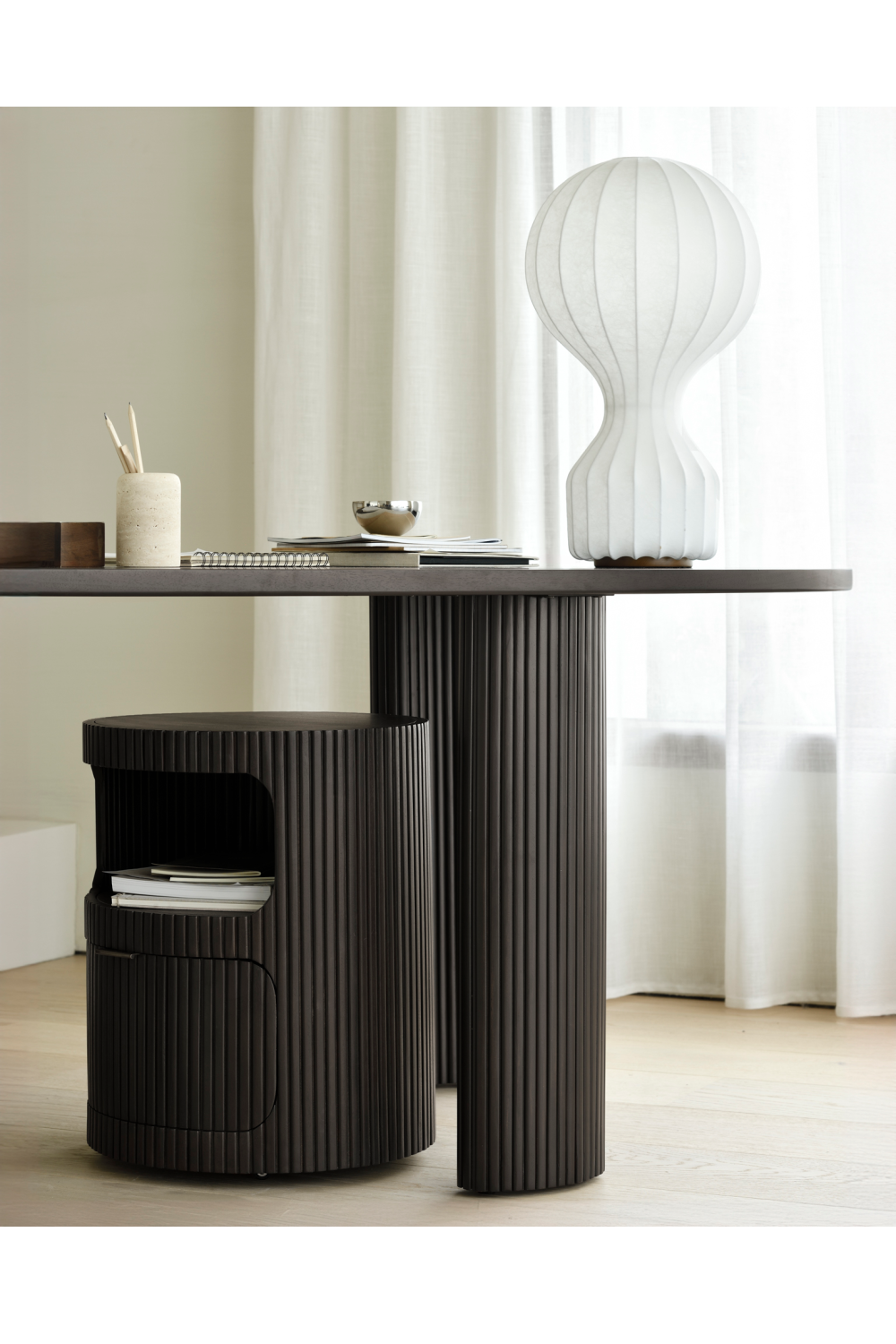   Pebble Top Curved Legs Desk | Oroa.com