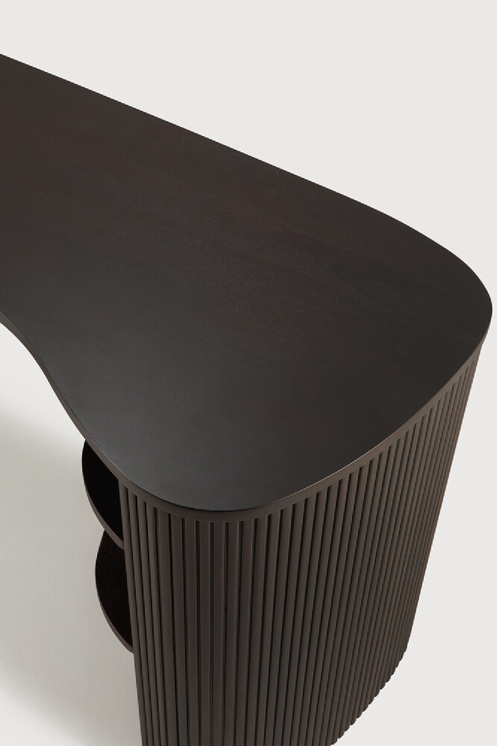   Dark Brown Mahogany Desk | Oroa.com