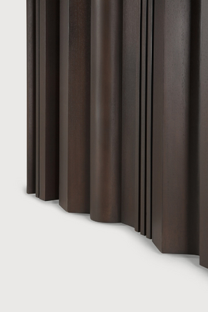   Mahogany Dining Table | Oroa.com