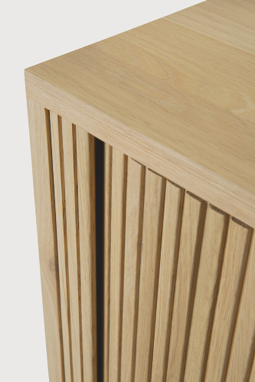   Sliding Door Oak Sideboard | Oroa.com
