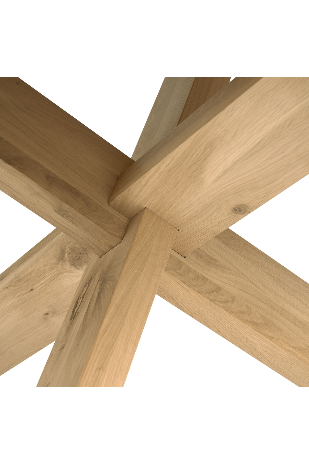   Round Oak Dining Table | Oroa.com