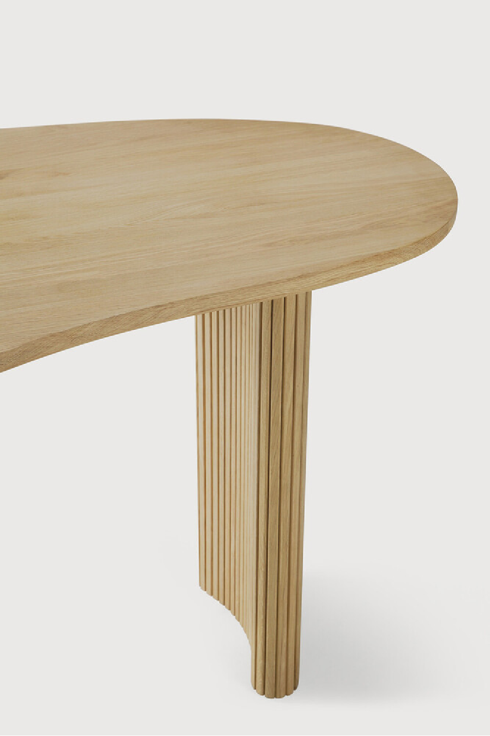   Curved Oak Desk | Oroa.com
