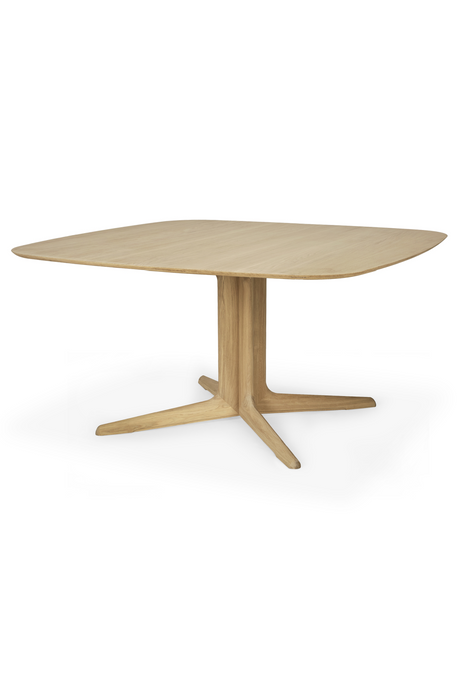   Central-Footed Oak Dining Table | Oroa.com