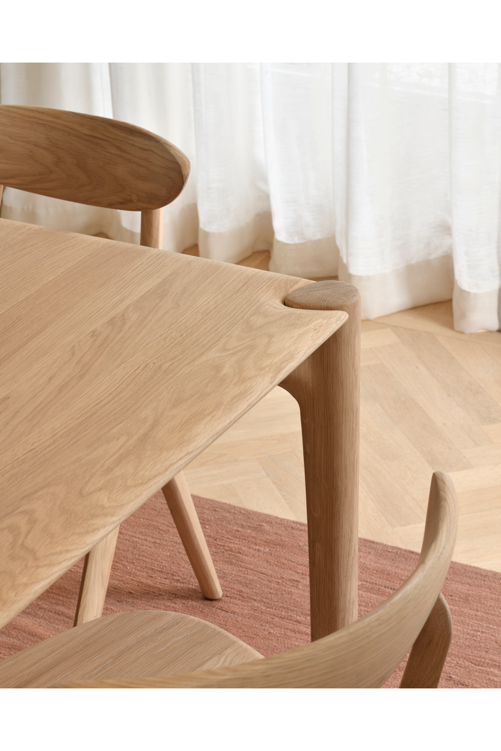   Natural Oak Modern Dining Table | Oroa.com