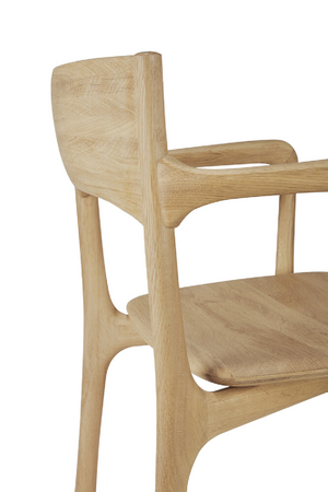   Sleek Handcrafted Dining Chair | Oroa.com