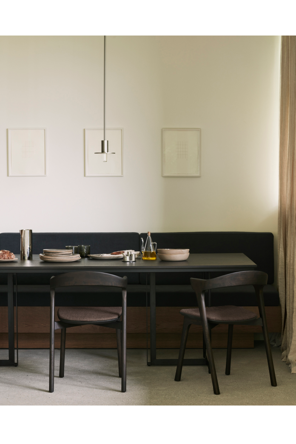   Varnished Oak Classic Dining Chair | Oroa.com