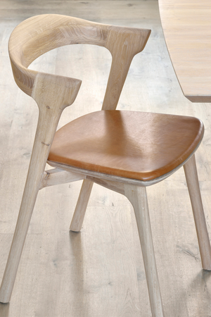   Cushioned Scandinavian Dining Chair | Oroa.com
