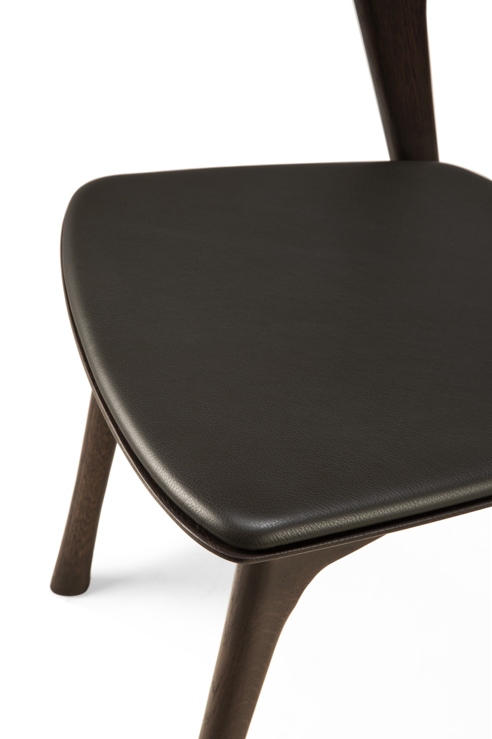   Varnished Oak Classic Dining Chair | Oroa.com