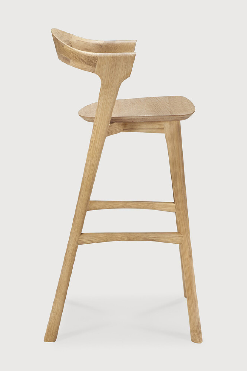   Curved Oak Bar Stool | Oroa.com