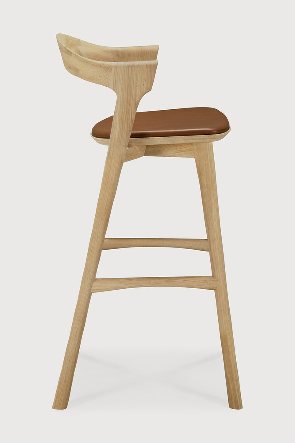   Curved Oak Bar Stool | Oroa.com