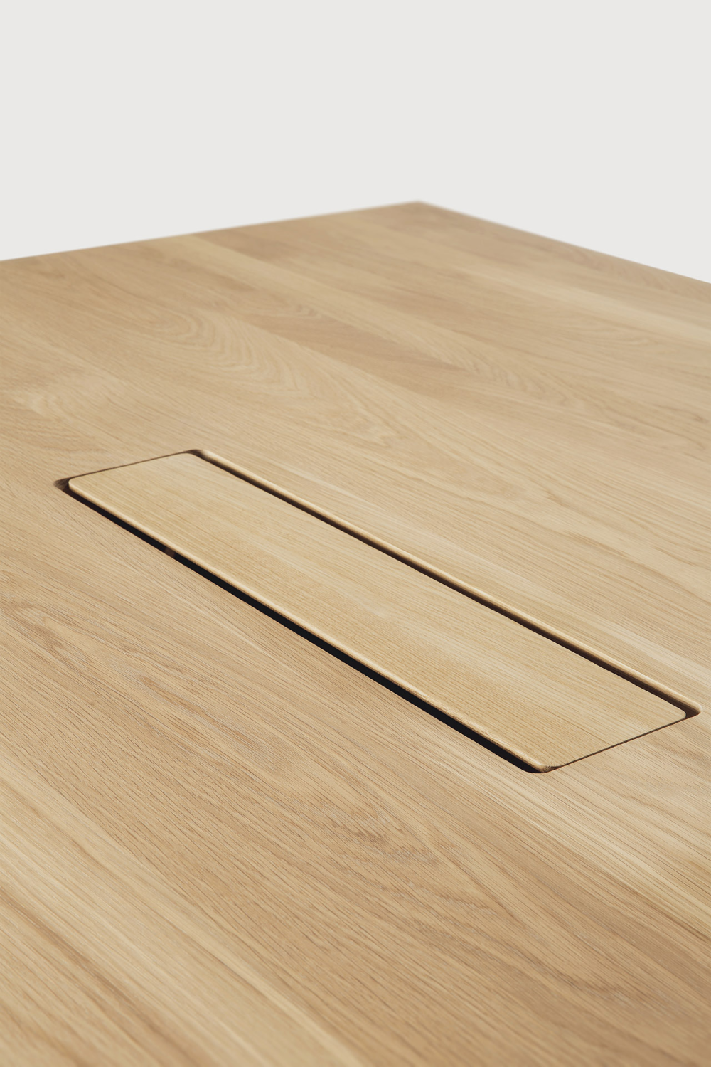   Natural Oak Meeting Table | Oroa.com