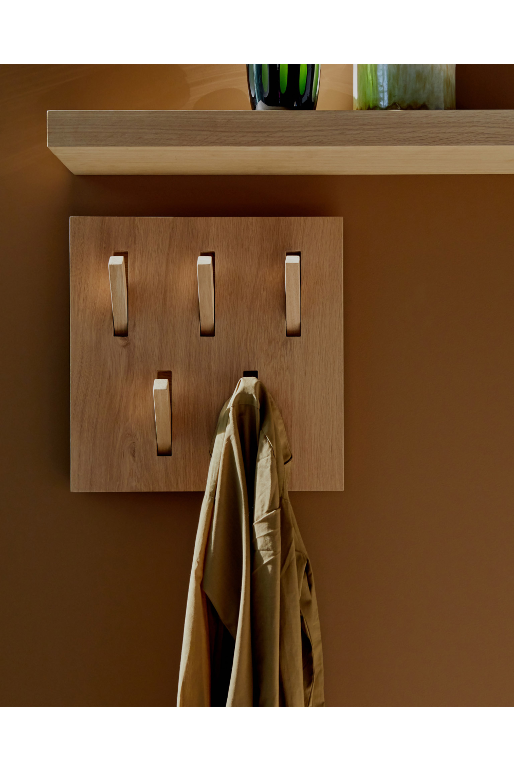   Solid Oak Wall Hanger | Oroa.com
