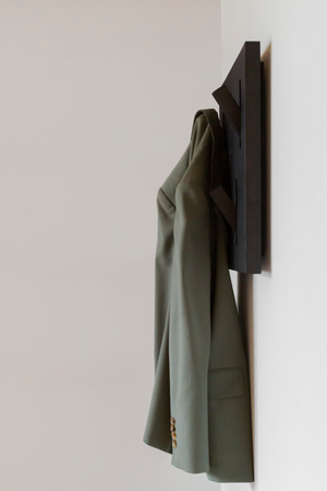   Solid Oak Wall Hanger | Oroa.com