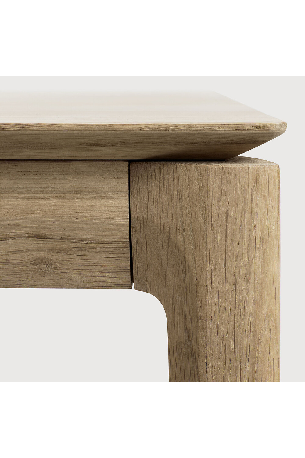   Varnished Oak Dining Table | Oroa.com