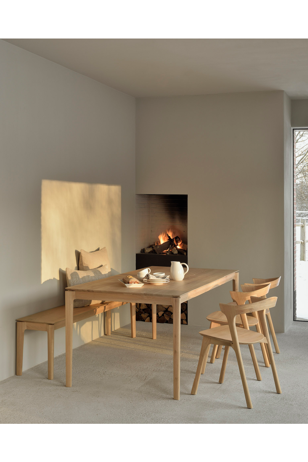   Varnished Oak Dining Table | Oroa.com