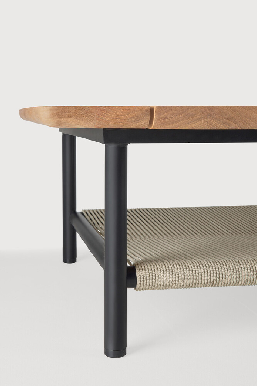   Woven Cord Outdoor Coffee Table | Oroa.com