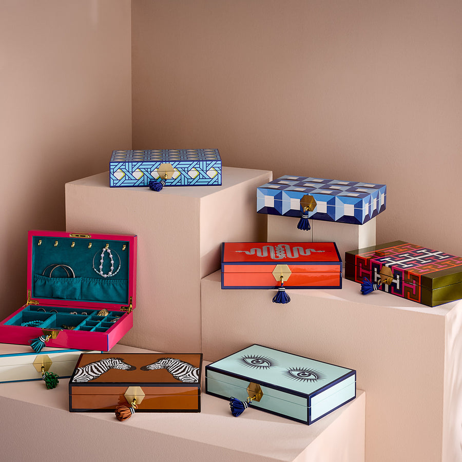   Geometric Pattern Lacquer Jewelry Box | Oroa.com