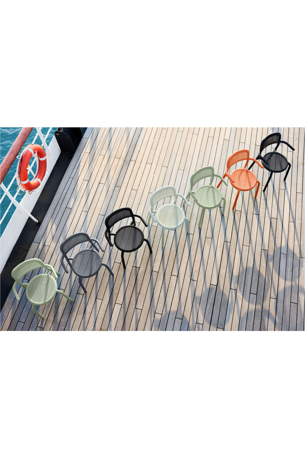   Aluminum Outdoor Armchair | Oroa.com