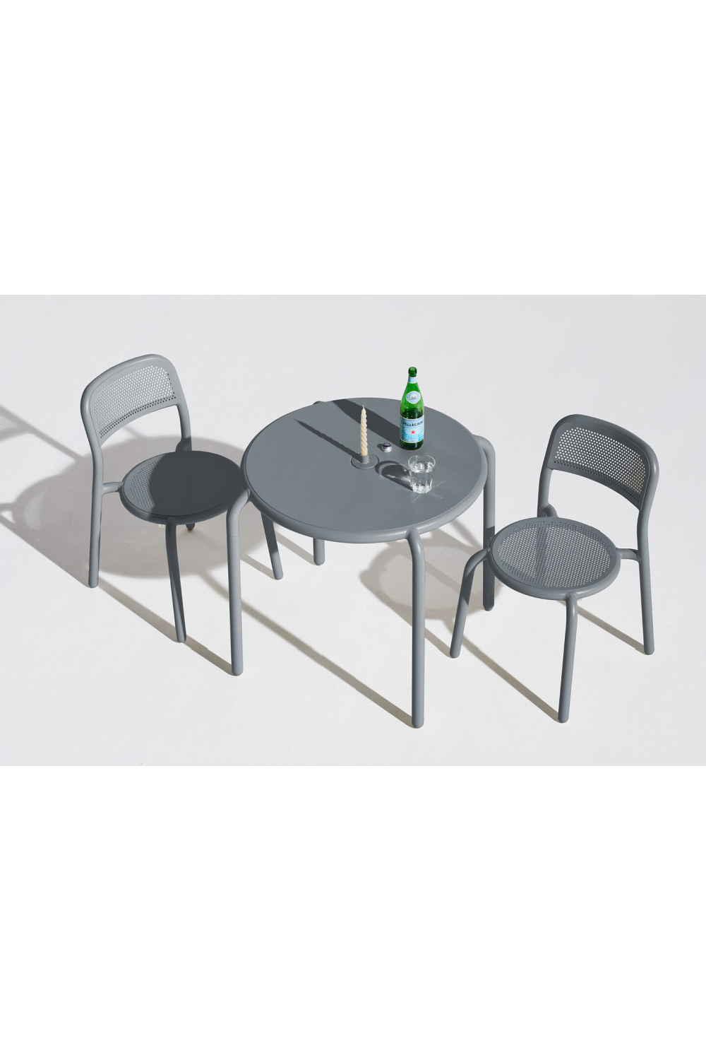   Aluminum Outdoor Bistro Table | Oroa.com