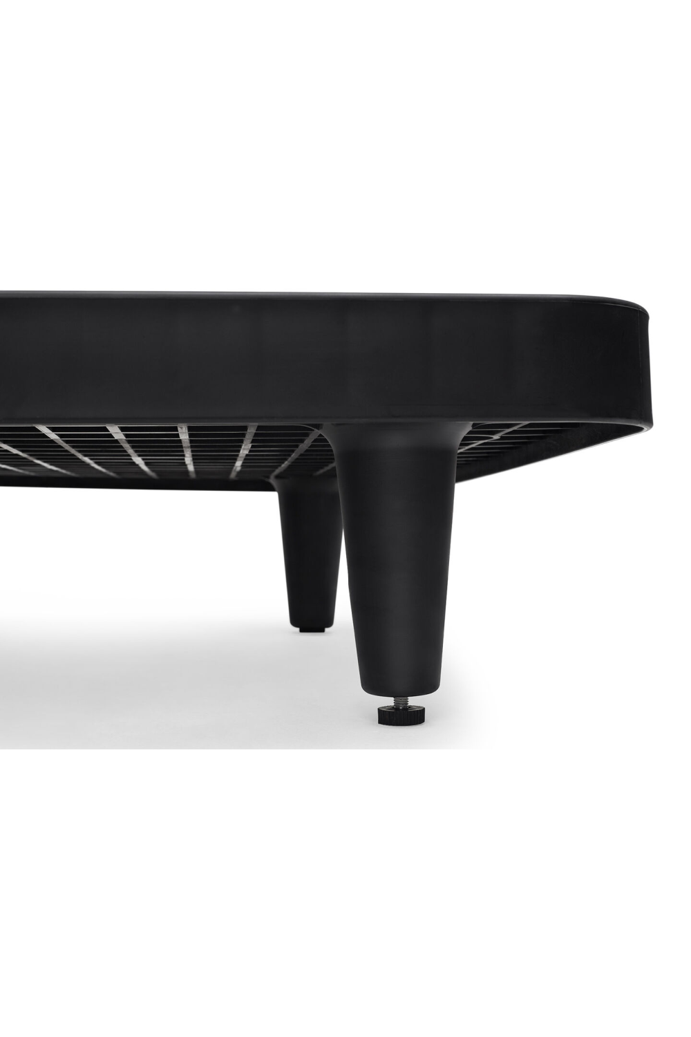   Cushioned Outdoor Daybed | Oroa.com