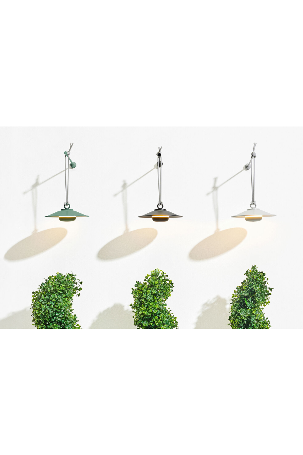   Outdoor Metal Pendant Lamp | Oroa.com