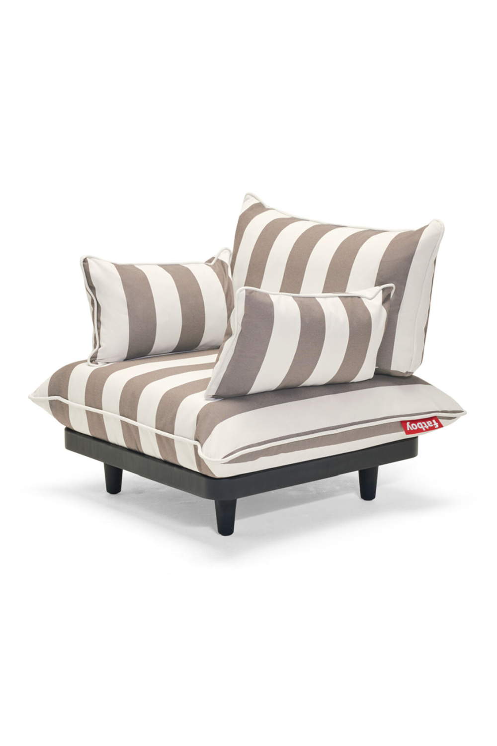   Cushioned Outdoor Lounge Chair | Oroa.com