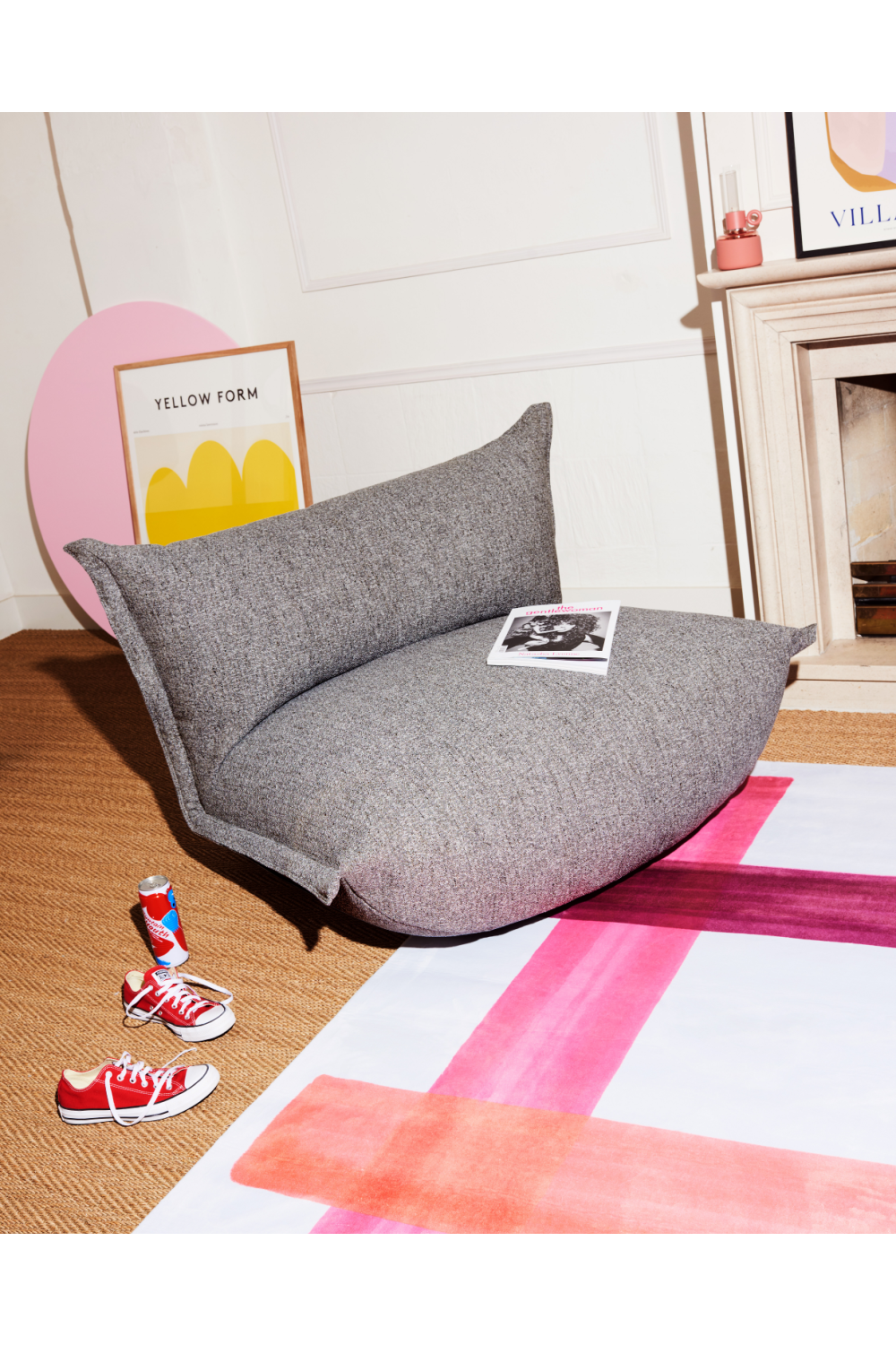   Back-Buttoned Modern Easy Chair | Oroa.com