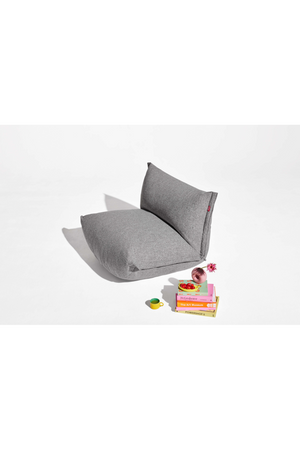   Back-Buttoned Modern Easy Chair | Oroa.com