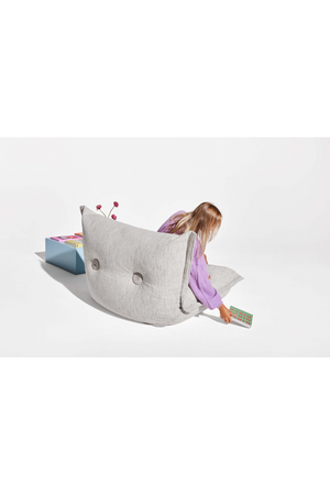   Back-Buttoned Modern Easy Chair | Oroa.com