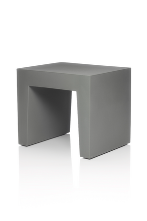   Minimalist Outdoor Stool | Oroa.com