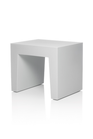   Minimalist Outdoor Stool | Oroa.com