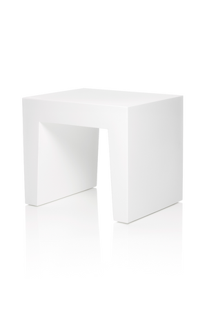   Minimalist Outdoor Stool | Oroa.com