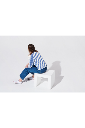   Minimalist Outdoor Stool | Oroa.com