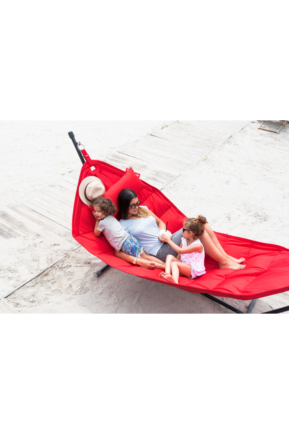   Portable Folding Hammock | Oroa.com
