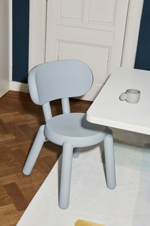   Modern Molded Chair | Oroa.com