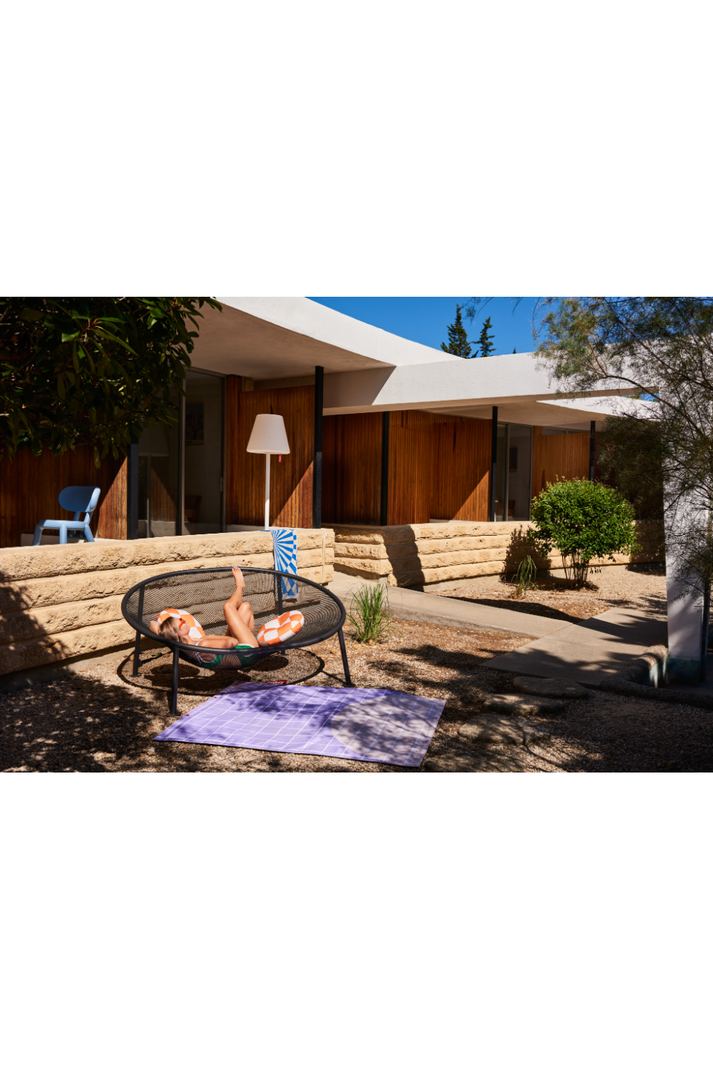   Knitted Net Lounger | Oroa.com