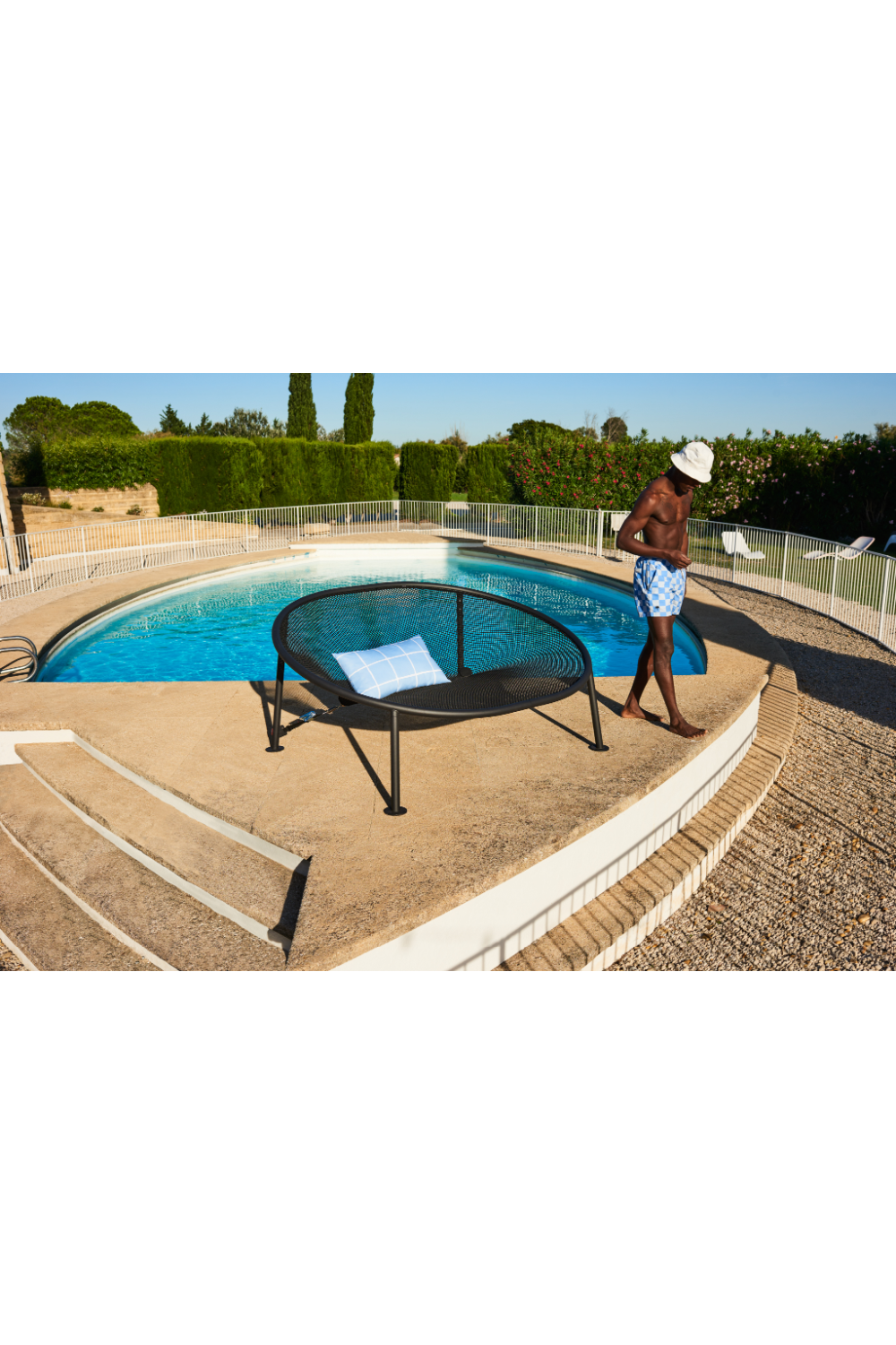   Knitted Net Lounger | Oroa.com