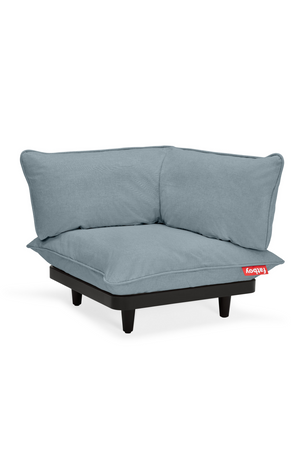   Minimalist Outdoor Corner Seat | Oroa.com