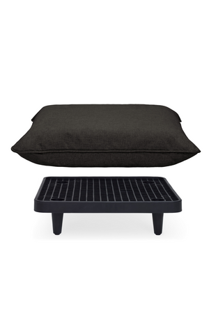   Minimalist Outdoor Hocker | Oroa.com