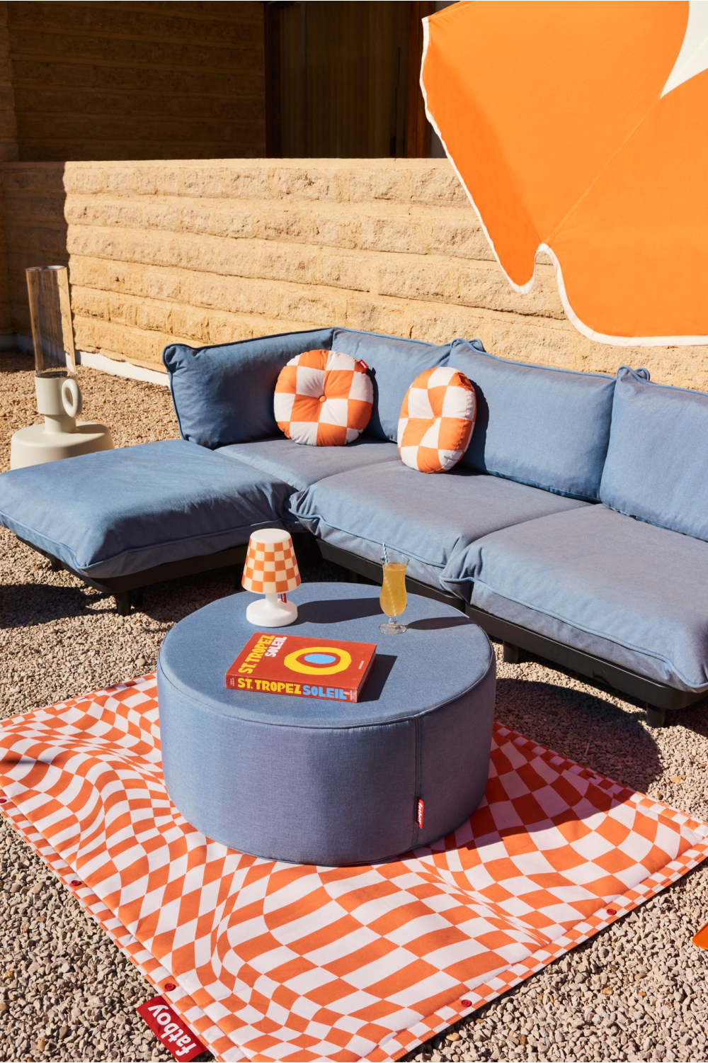   Minimalist Outdoor Lounge Set L | Oroa.com
