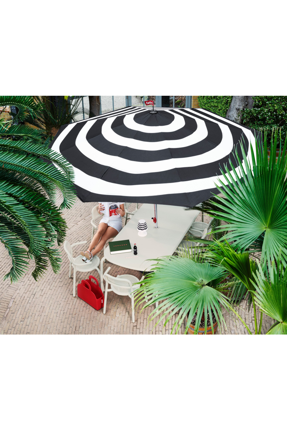   Aluminum Outdoor Armchair | Oroa.com