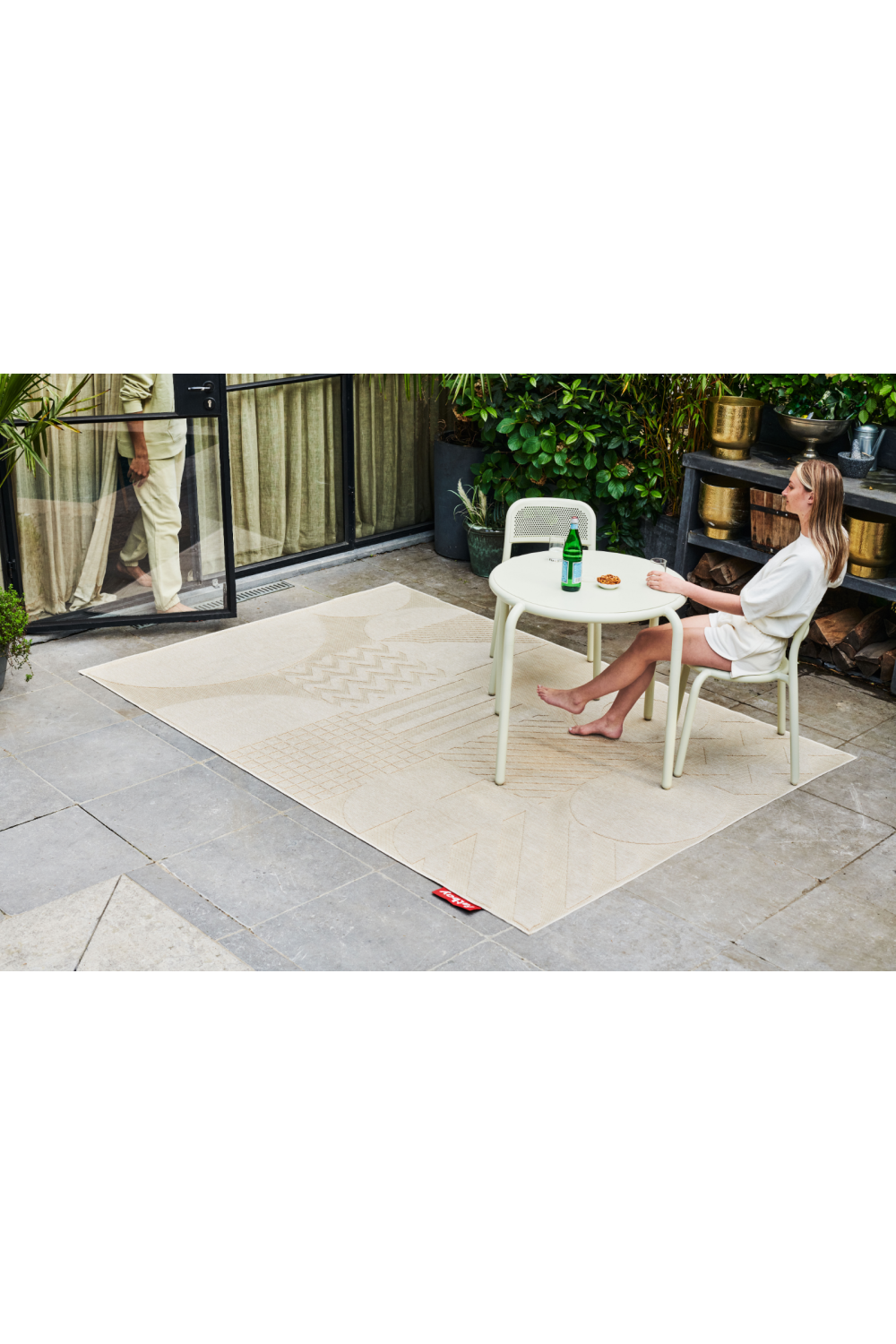   Aluminum Outdoor Bistro Table | Oroa.com